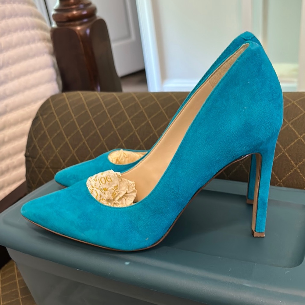 Nine West Women's Blue Suede Heels - Picture 6 of 11